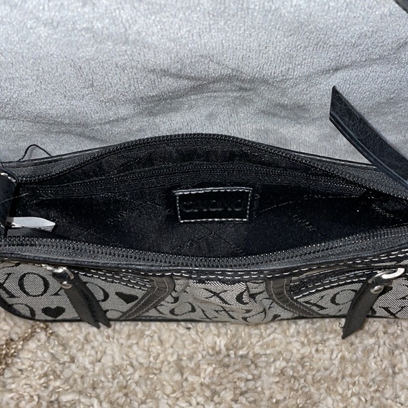 XOXO mini black purse - Picture 2 of 2